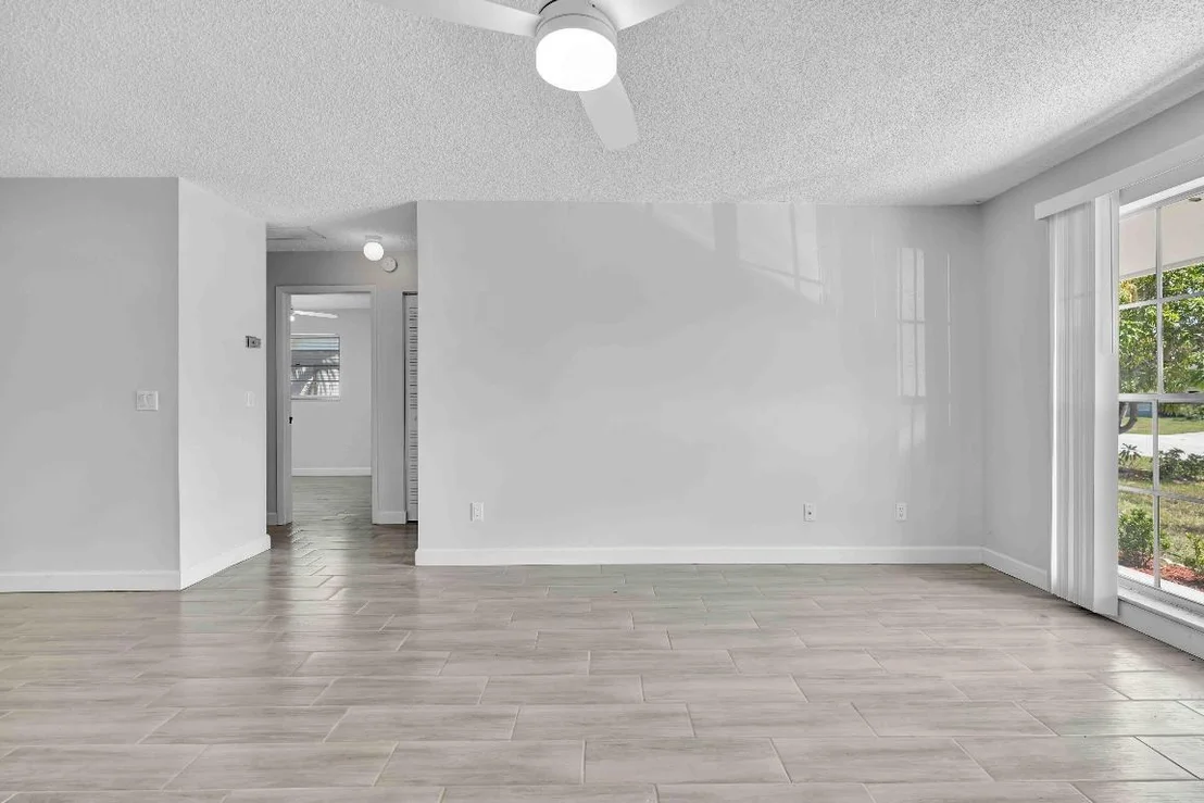 Photo of 4368 SE Hamilton Lane