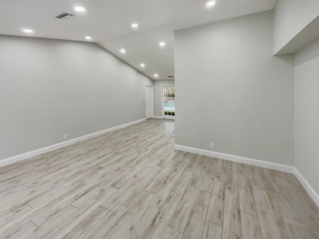 Photo of 15431 105th Drive N