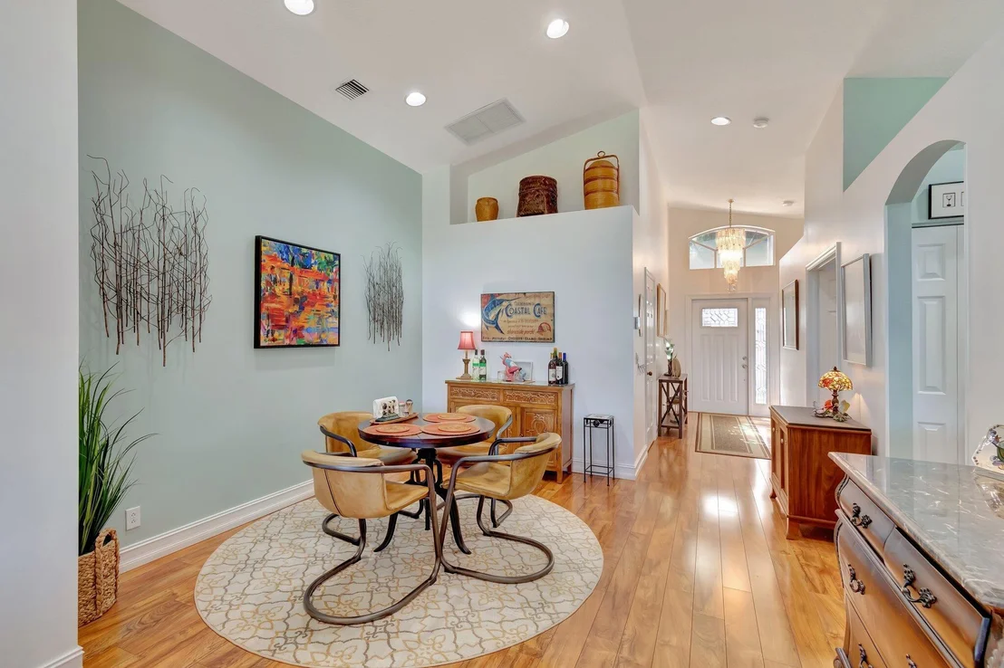 Photo of 7365 Lugano Drive