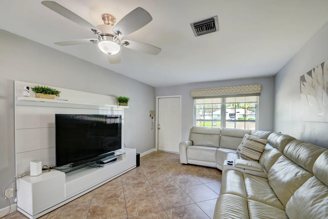 Photo of 7704 3rd Terrace
