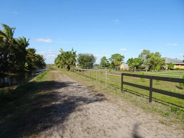 Photo of 16493 Rustic Road