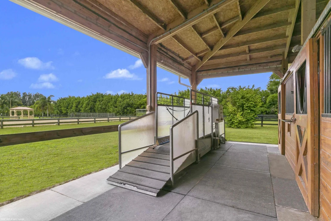 Photo of 16559 Rustic Road
