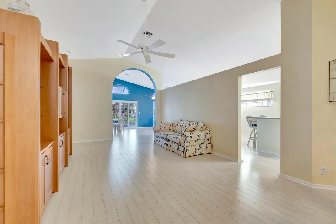 Photo of 10847 Crystal Key Lane