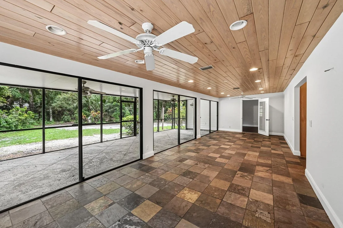 Photo of 16700 96th Terrace N