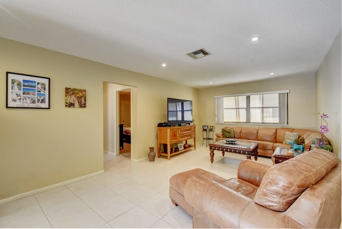 Photo of 2718 Northside Drive