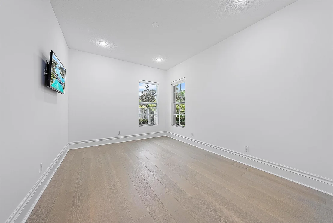 Photo of 10080 Calabrese Trail