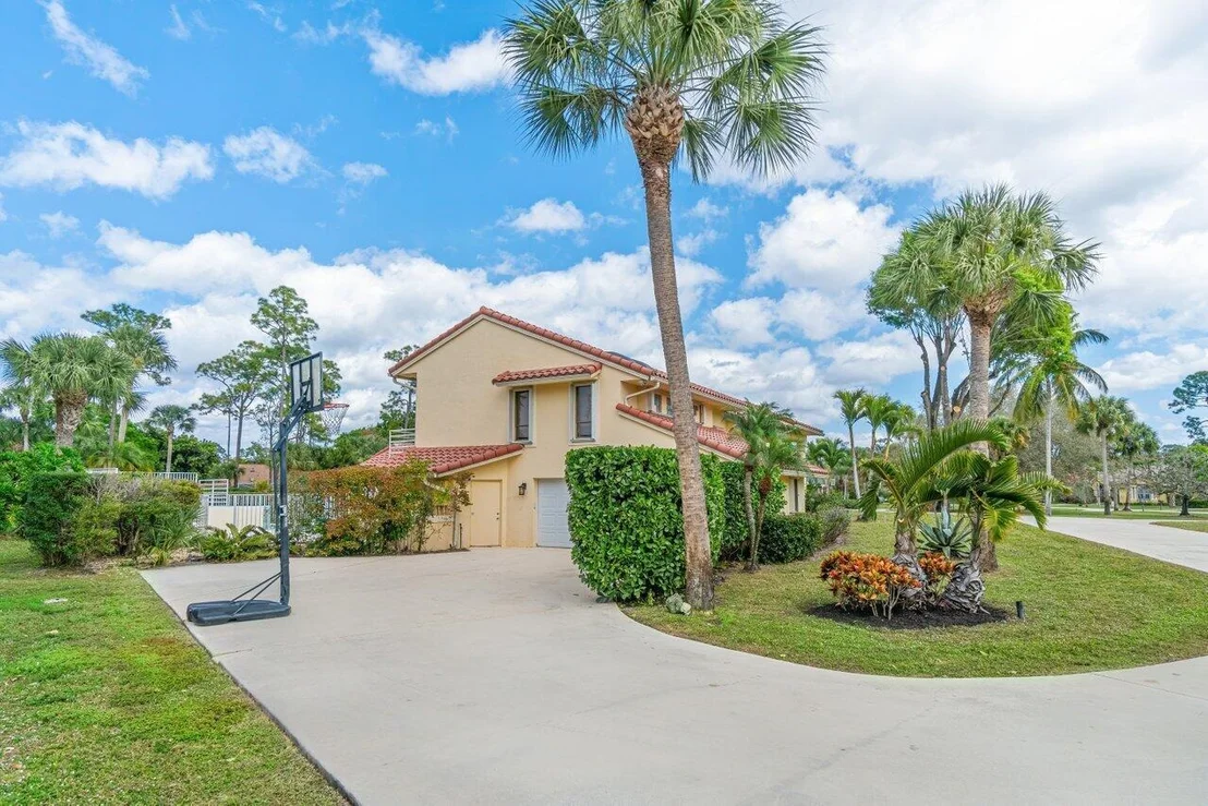 Photo of 13679 Greentree Trail