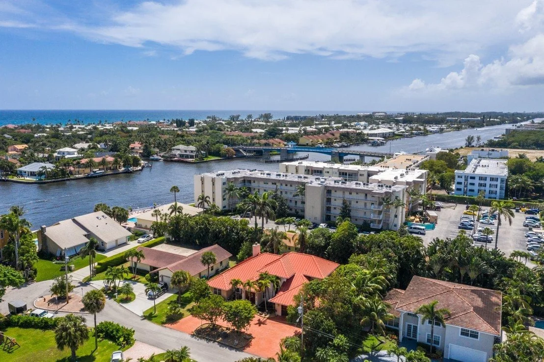 Photo of 648 Riviera Drive