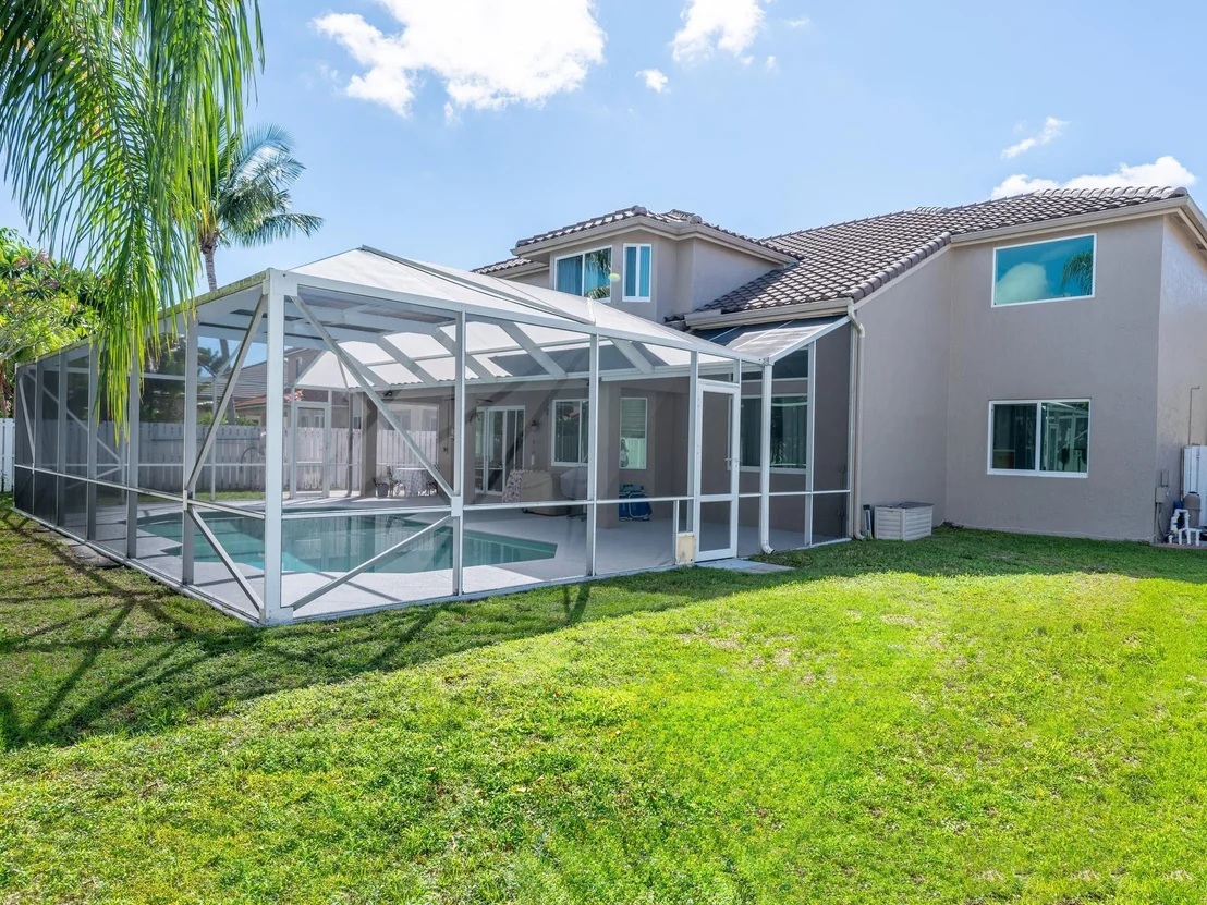 Photo of 852 Heritage Drive