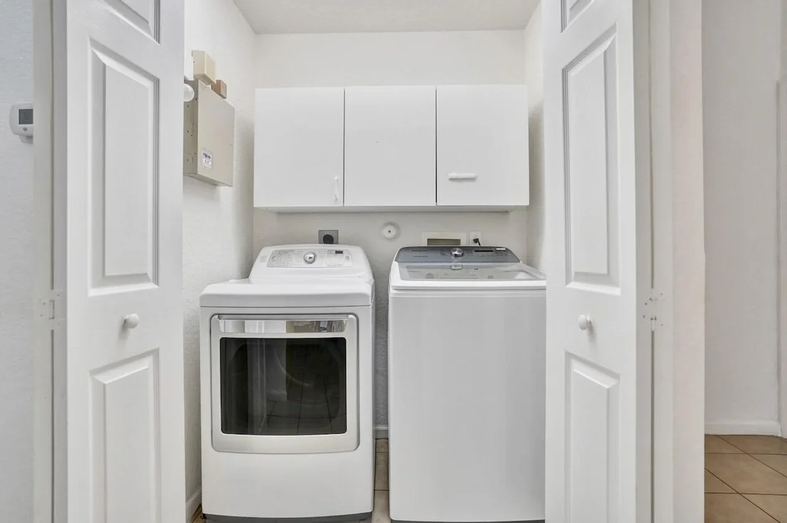Photo of 8140 Palm Gate Drive