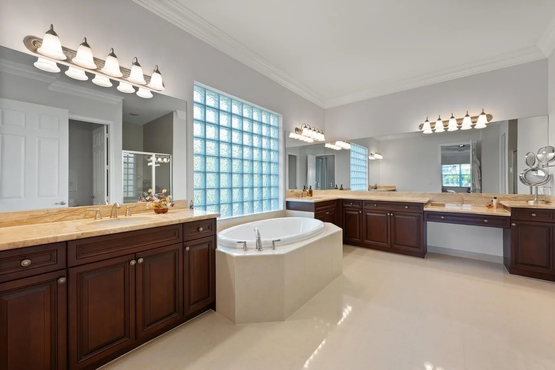 Photo of 11912 Fox Hill Circle