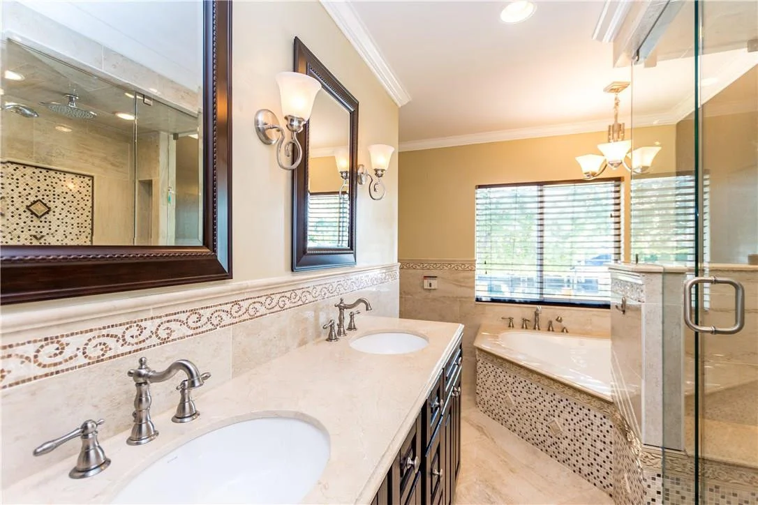 Photo of 3901 NE 25th Avenue