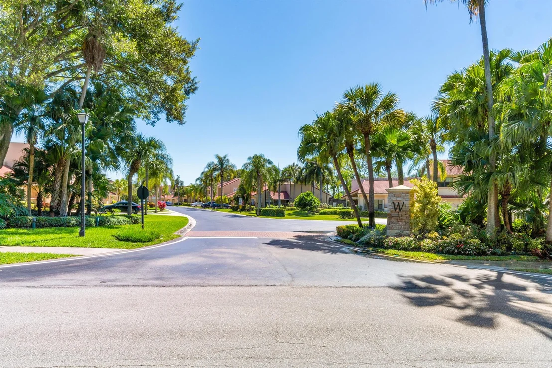 Photo of 900 Windermere Way