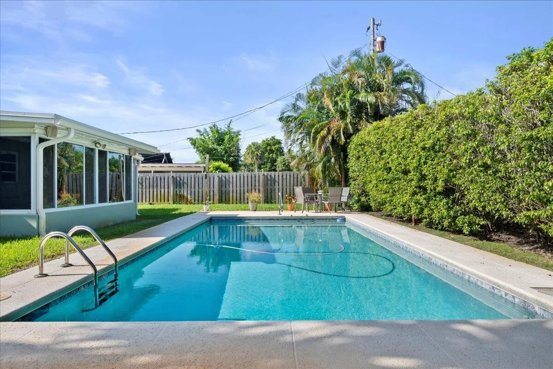 Photo of 945 Westwind Drive