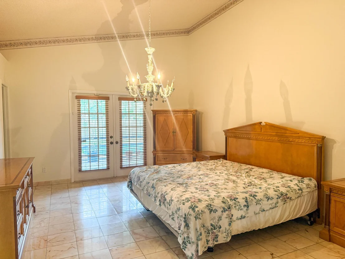 Photo of 3104 Peachtree Circle