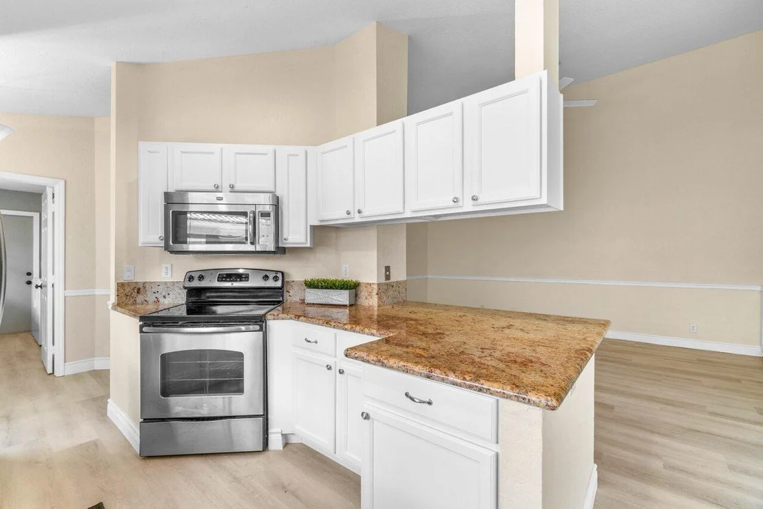 Photo of 5227 Grande Palm Circle