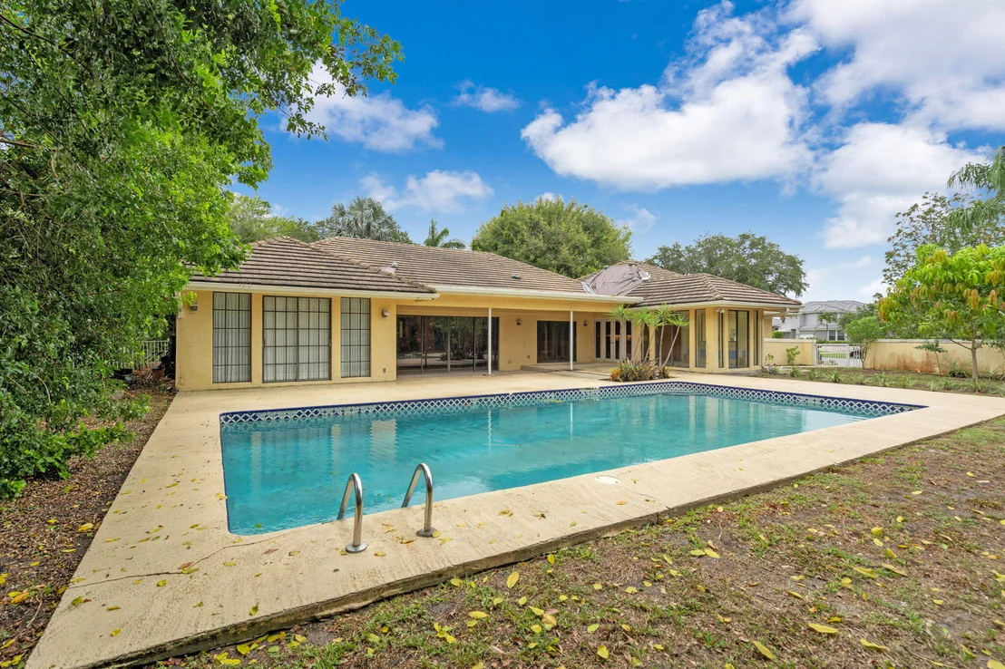 Photo of 2311 Embassy Drive