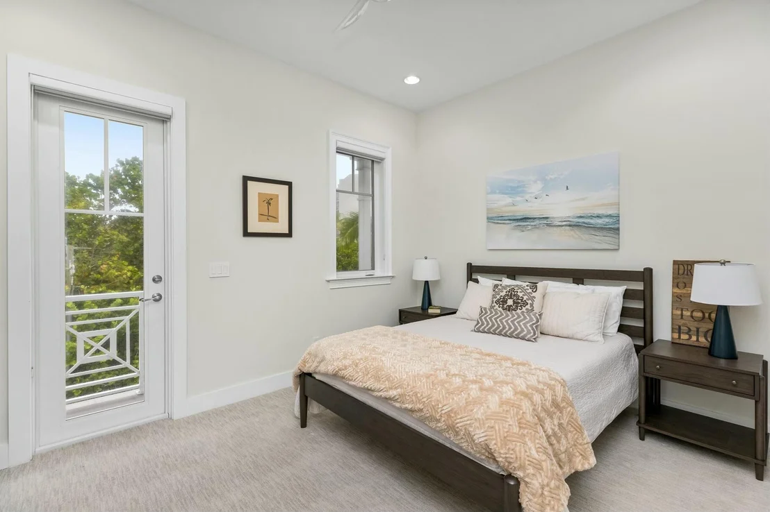 Photo of 970 Lago Mar Lane