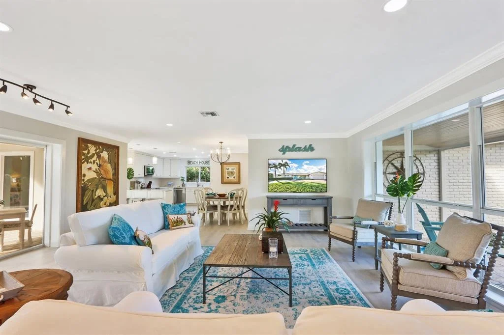 Photo of 521 Sunset Way