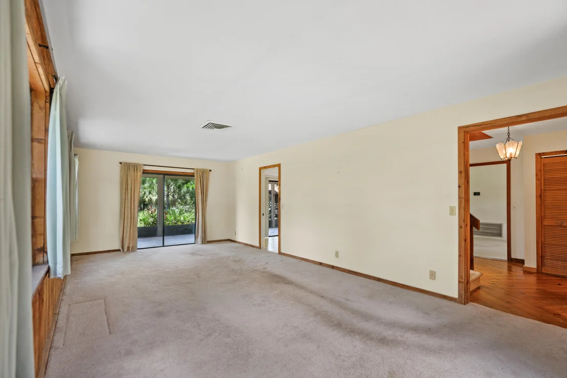 Photo of 6035 N 180th St Street N