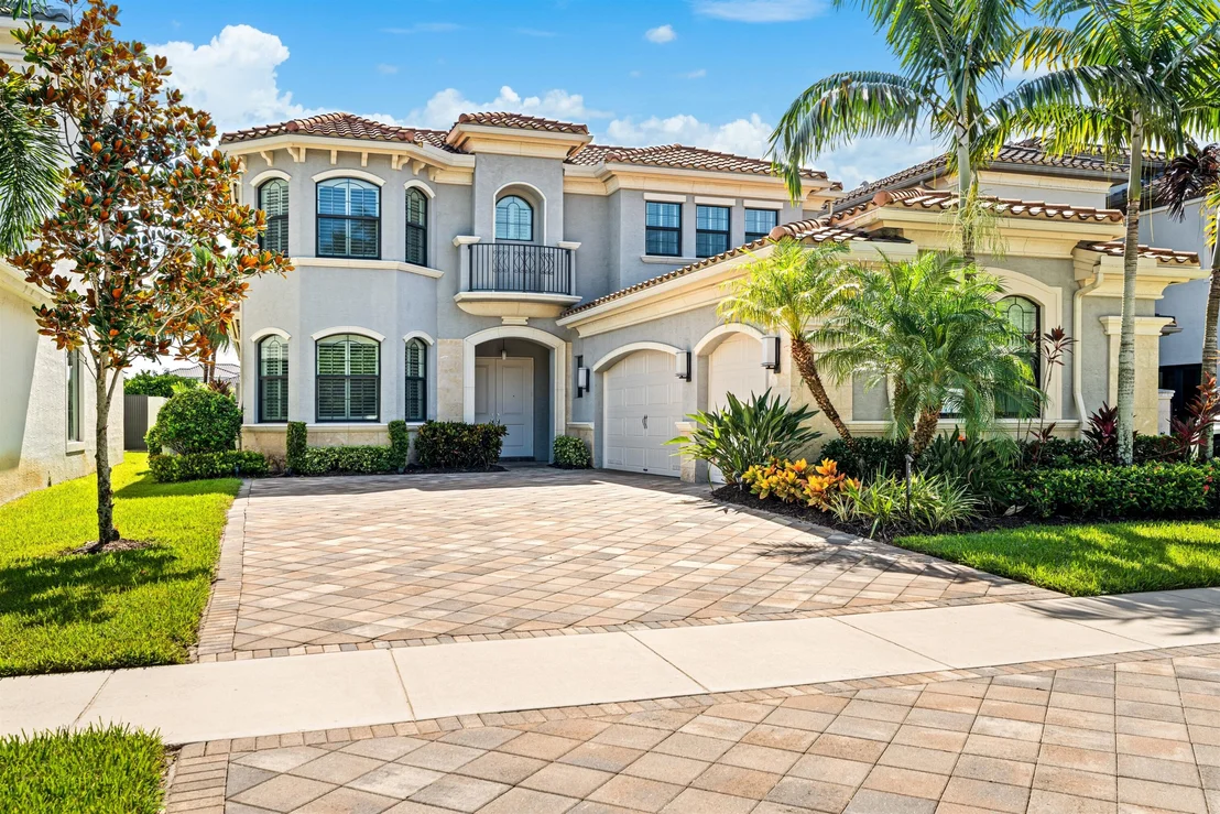 Photo of 9889 Bozzano Drive