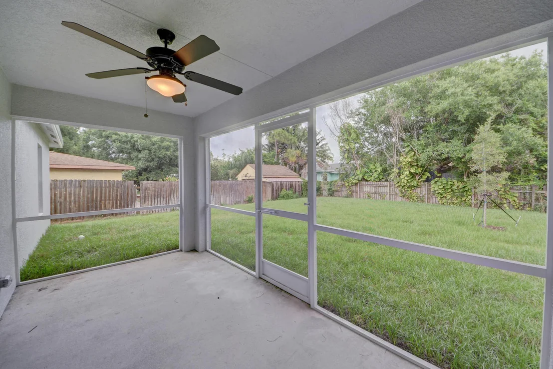 Photo of 5714 Sunset Boulevard