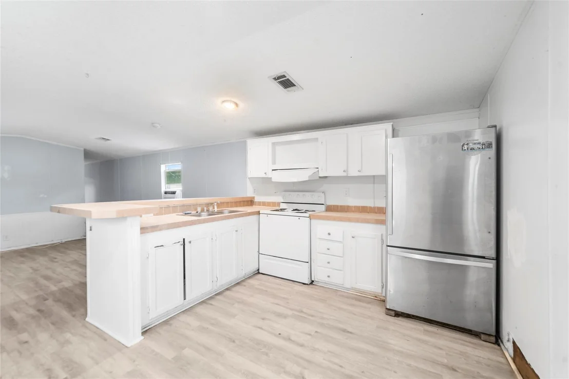 Photo of 11908 Cove Place