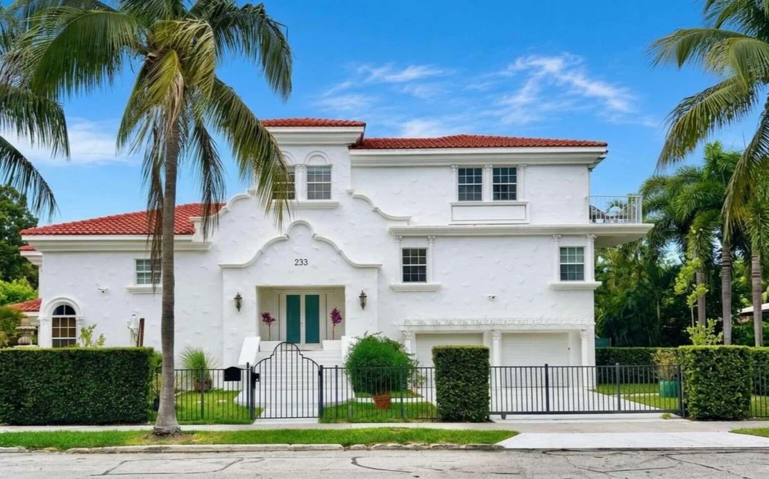 Photo of 233 Pershing Way