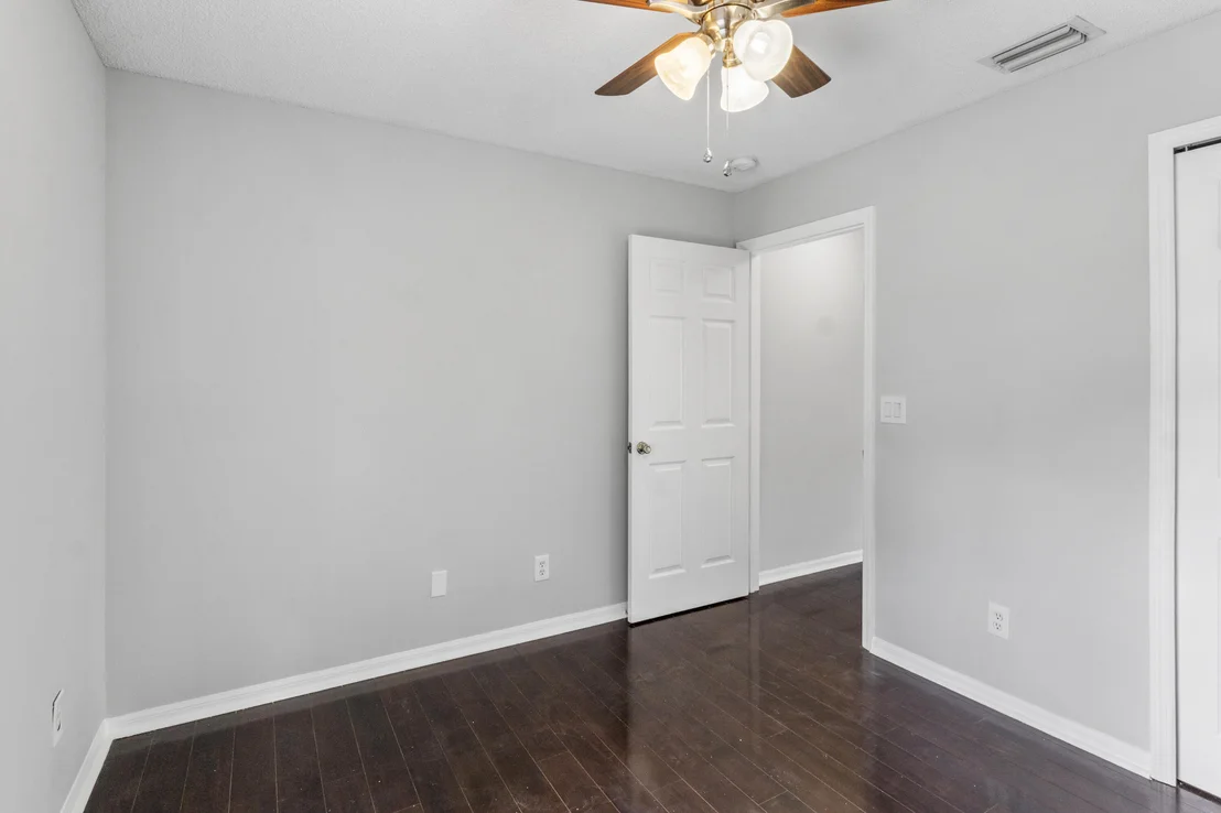 Photo of 717 Tulip Drive