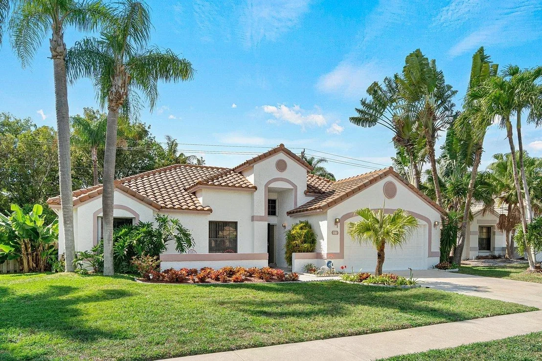 Photo of 15 Dogwood Circle