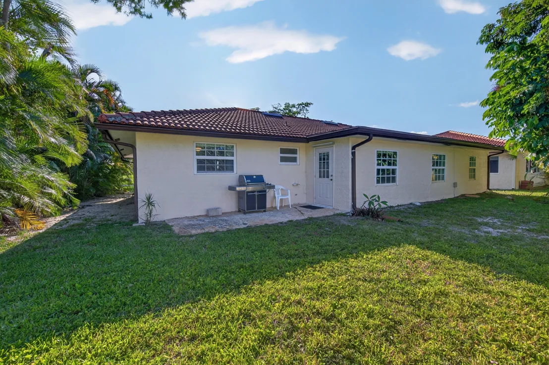 Photo of 4234 NW 3rd Way