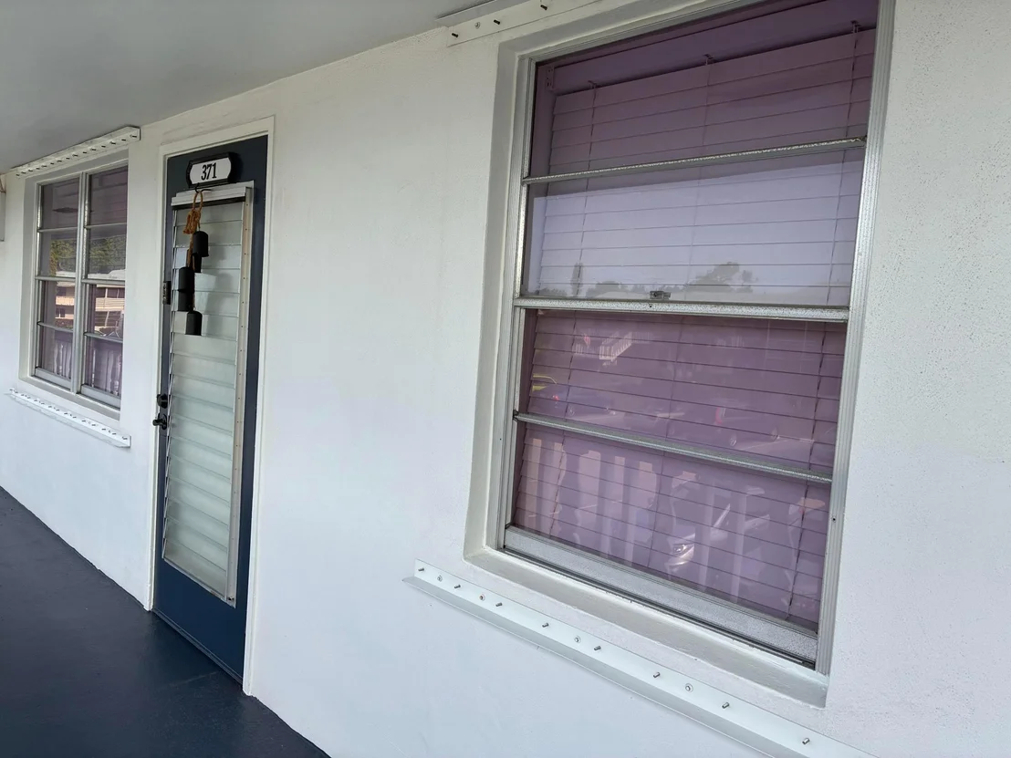 Photo of 371 Markham Q