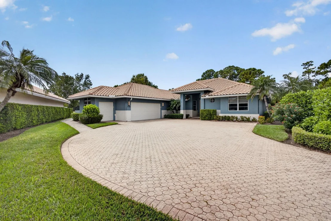 Photo of 1258 SE Brewster Place