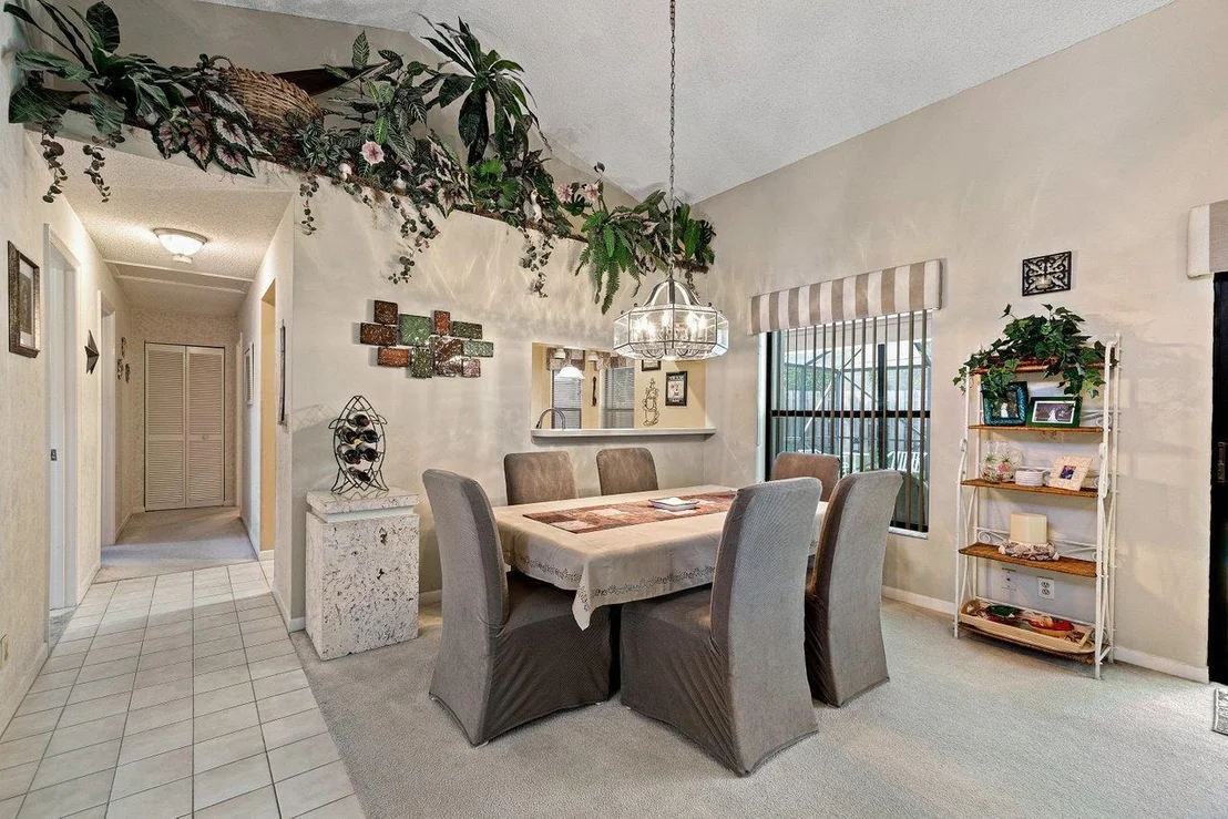 Photo of 15 Dogwood Circle