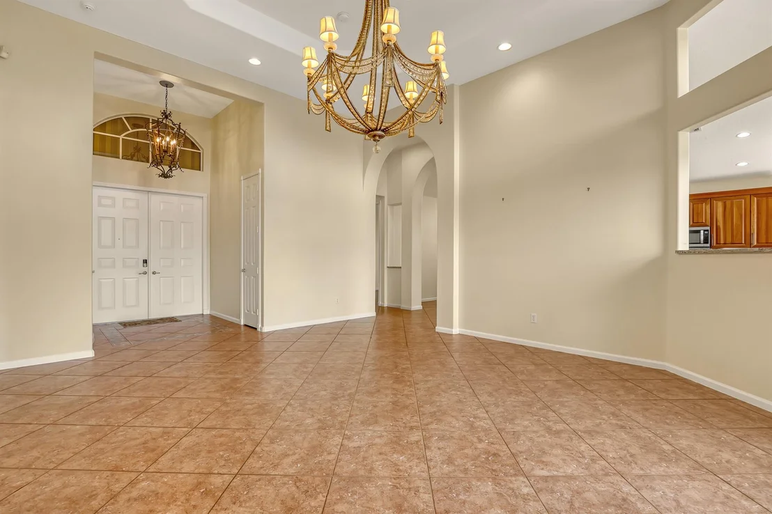 Photo of 13232 Alhambra Lake Circle