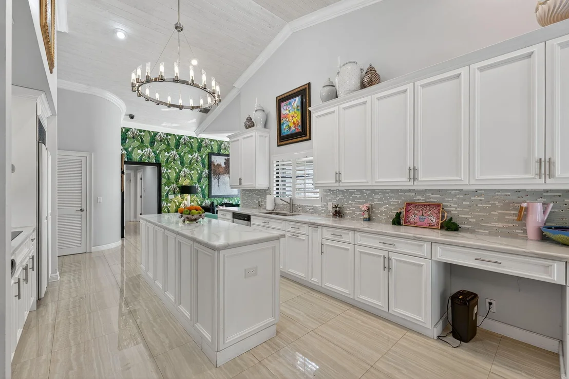 Photo of 7205 MANDARIN Drive