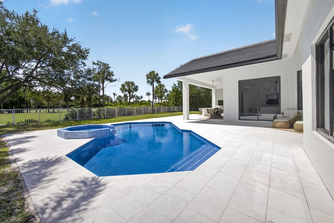 Photo of 2725 Seneca Circle