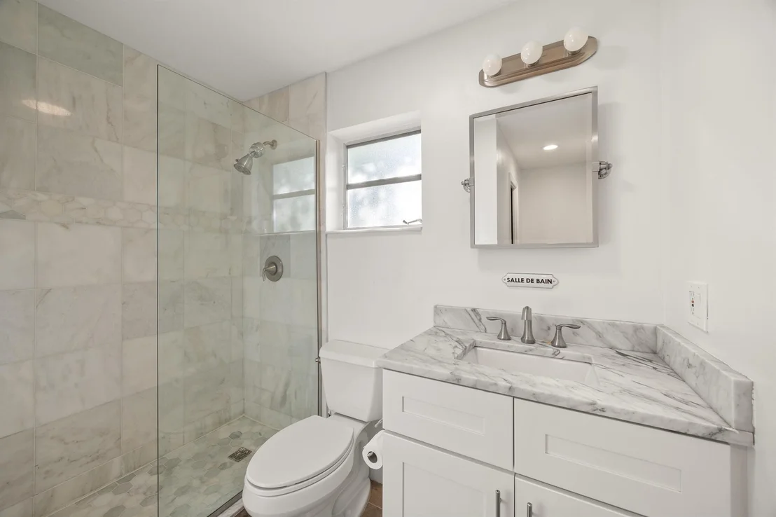 Photo of 8 Palmetto Way