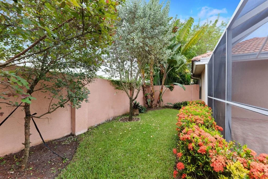 Photo of 5553 Grande Palm Circle