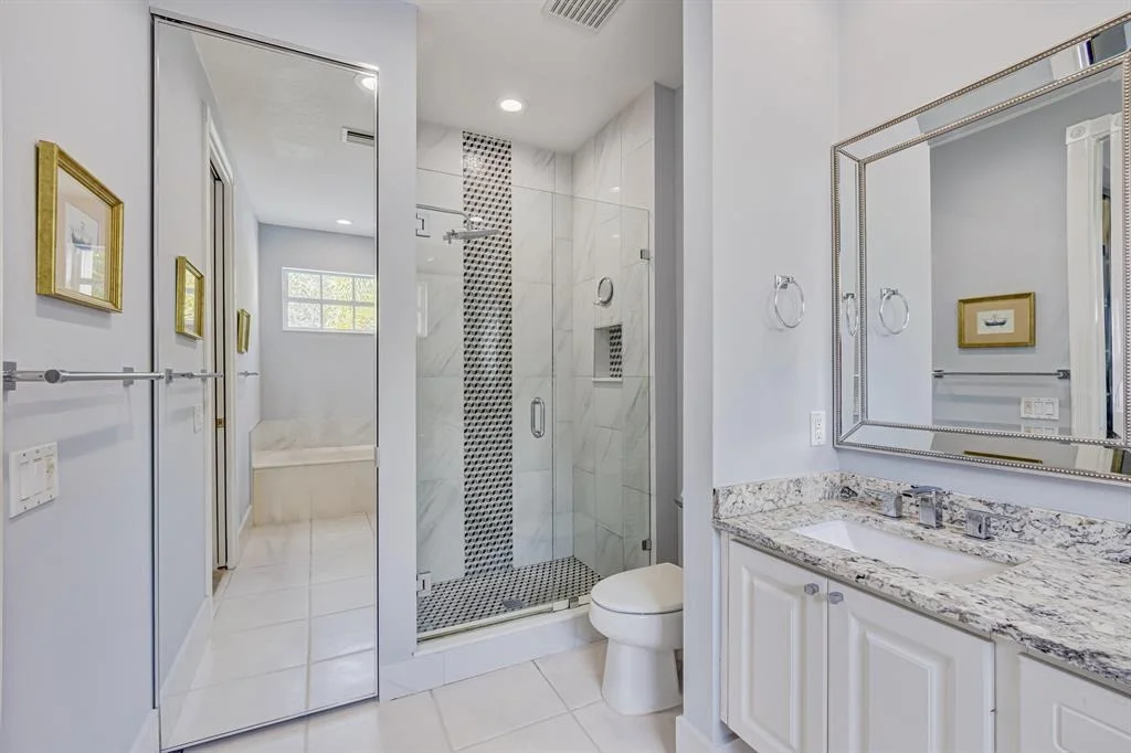 Photo of 185 Barbados Drive