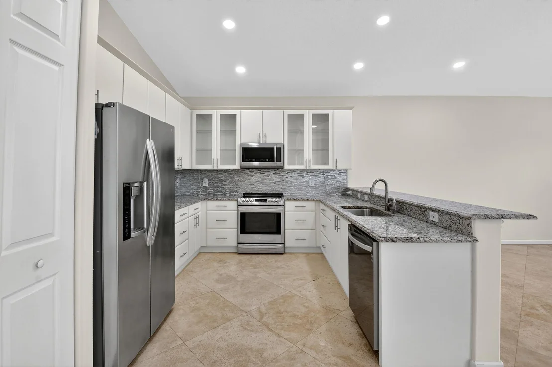 Photo of 7113 Francisco Bend Drive