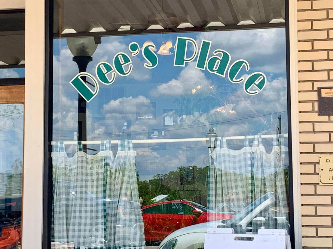 Photo of 415 Mac Lane