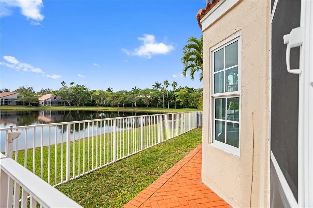 Photo of 1230 Garden Road