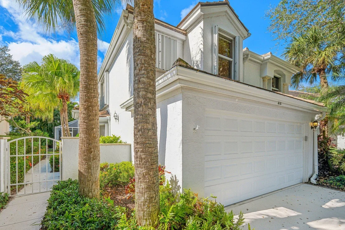 Photo of 22 Grand Bay Circle