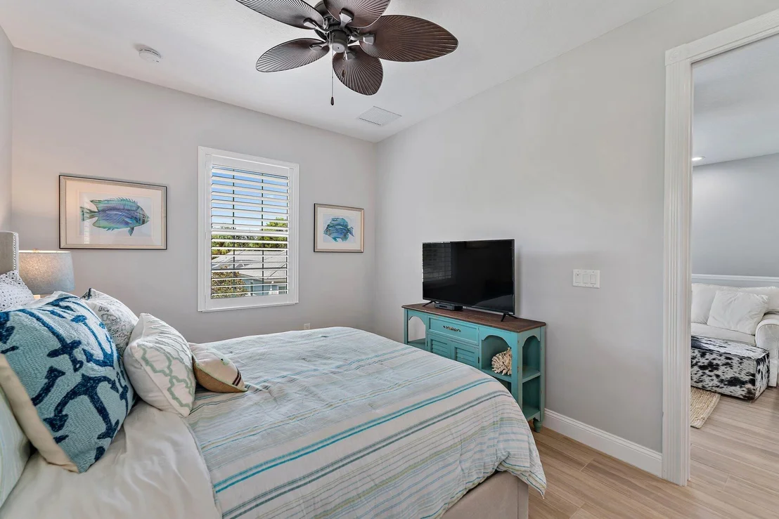 Photo of 1169 Tropical Drive