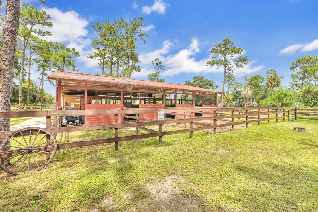 Photo of 2340 B Road