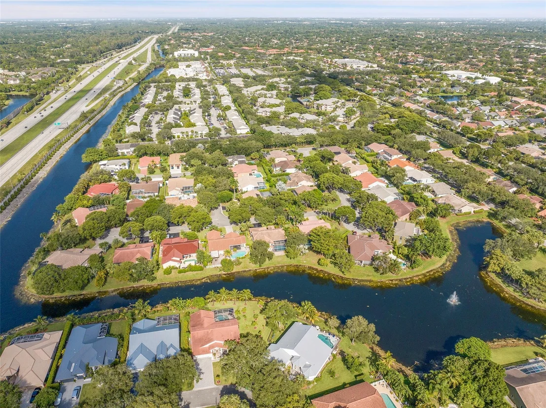 Photo of 10004 NW 57th Place