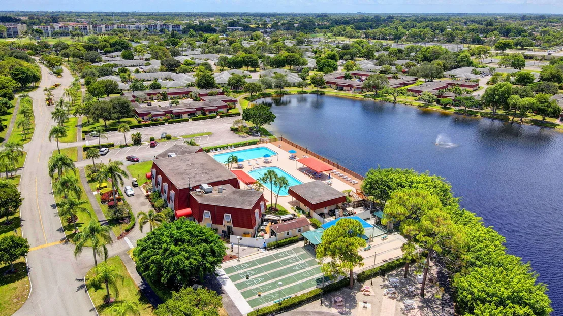 Photo of 300 Cape Cod Circle