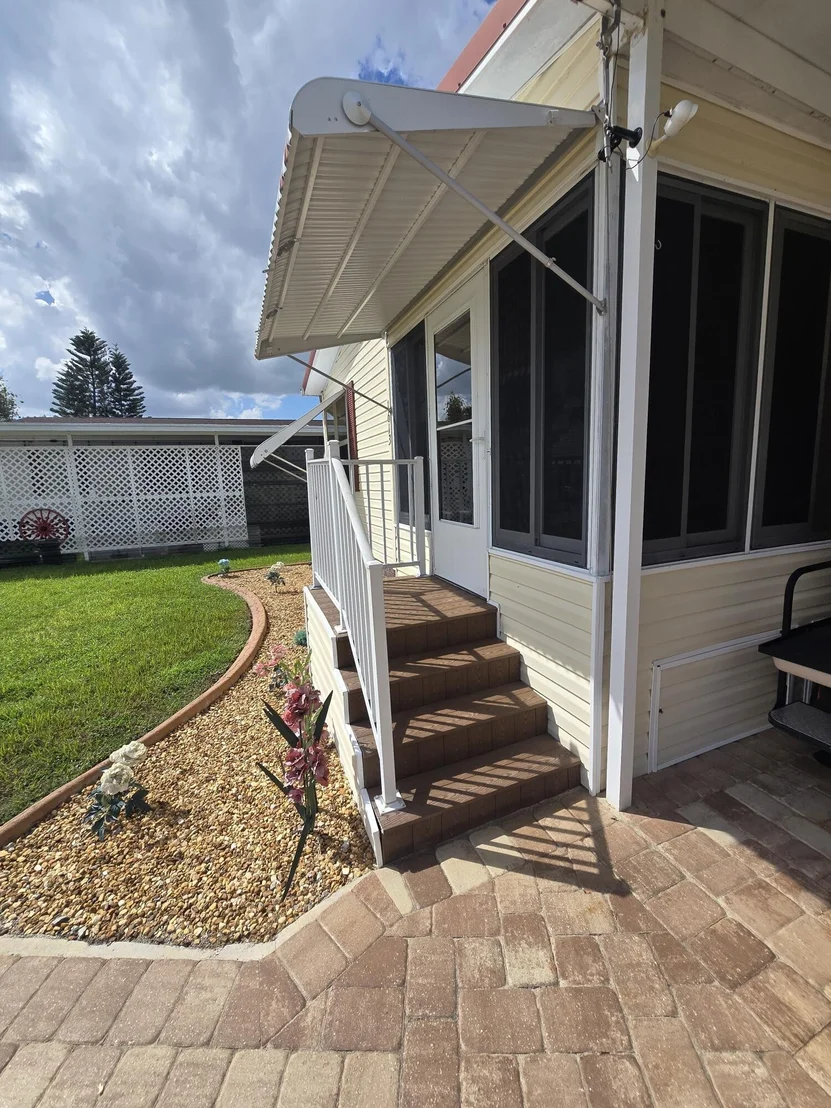 Photo of 1613 SW 35TH Circle