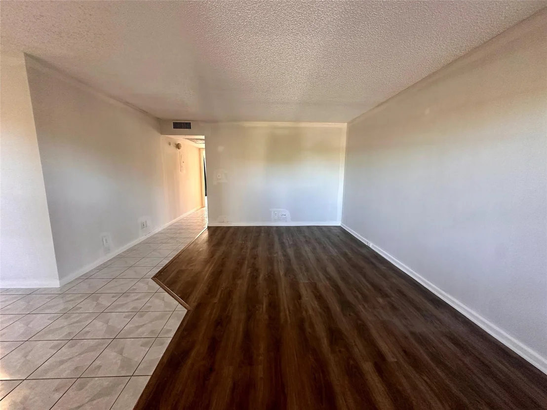 Photo of Unit B2 at 1805 Eleuthera Point